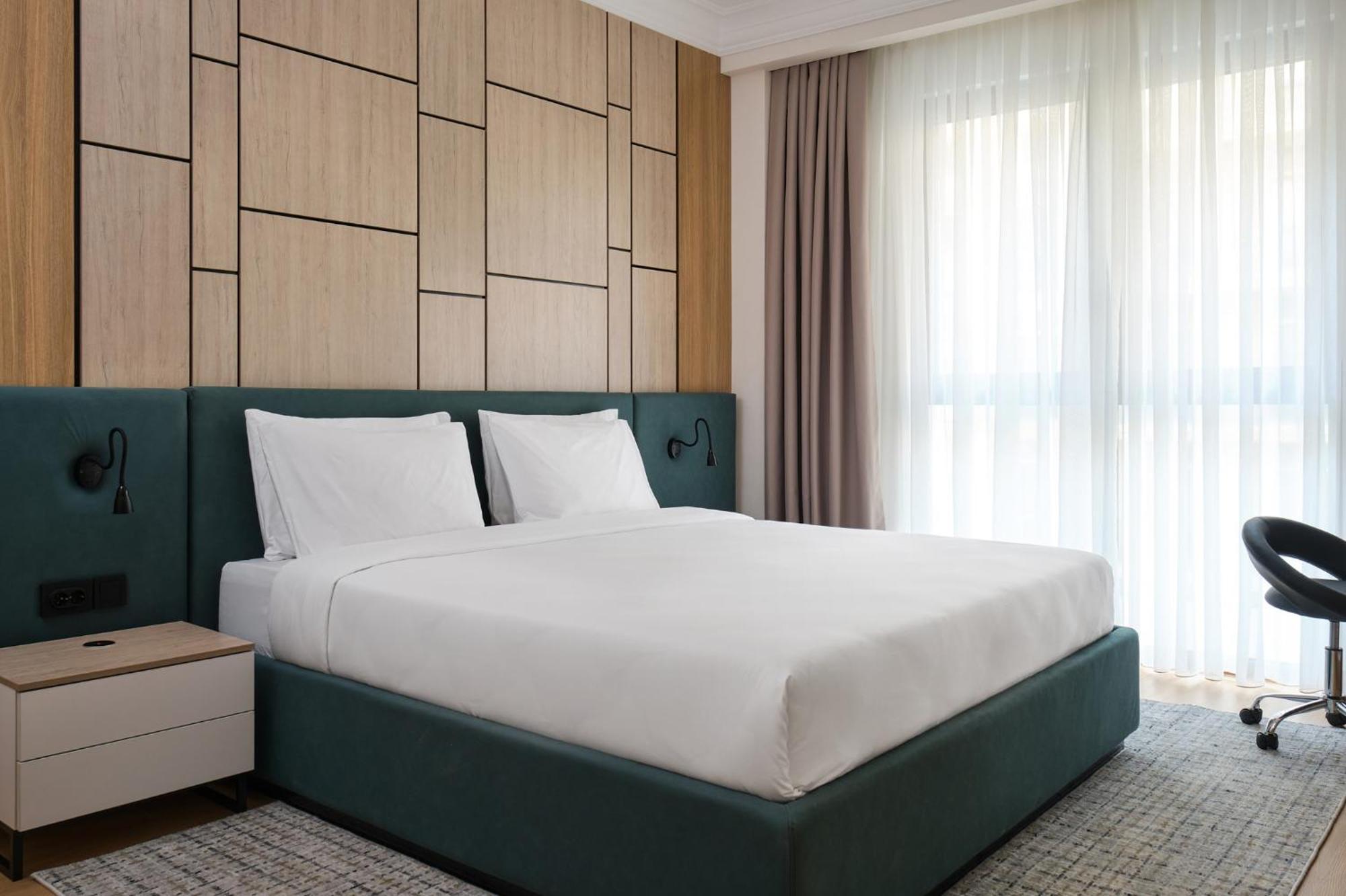 Stylo Residences & Suites Tashkent Bagian luar foto