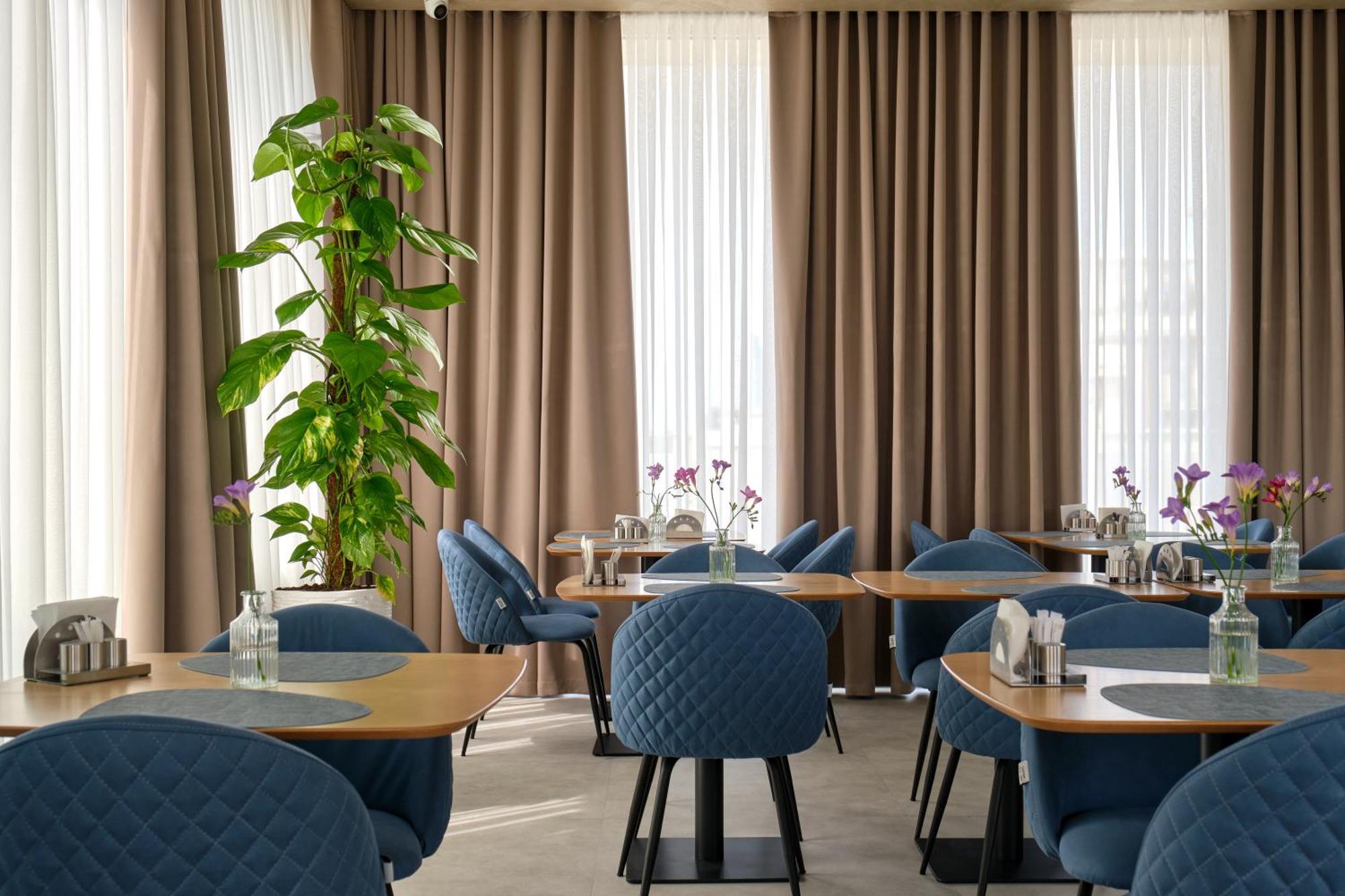 Stylo Residences & Suites Tashkent Bagian luar foto
